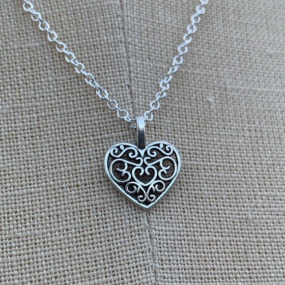 NWT Sterling Silver Plated Chain & Alloy Heart Charm Necklace - Picture 9 of 10